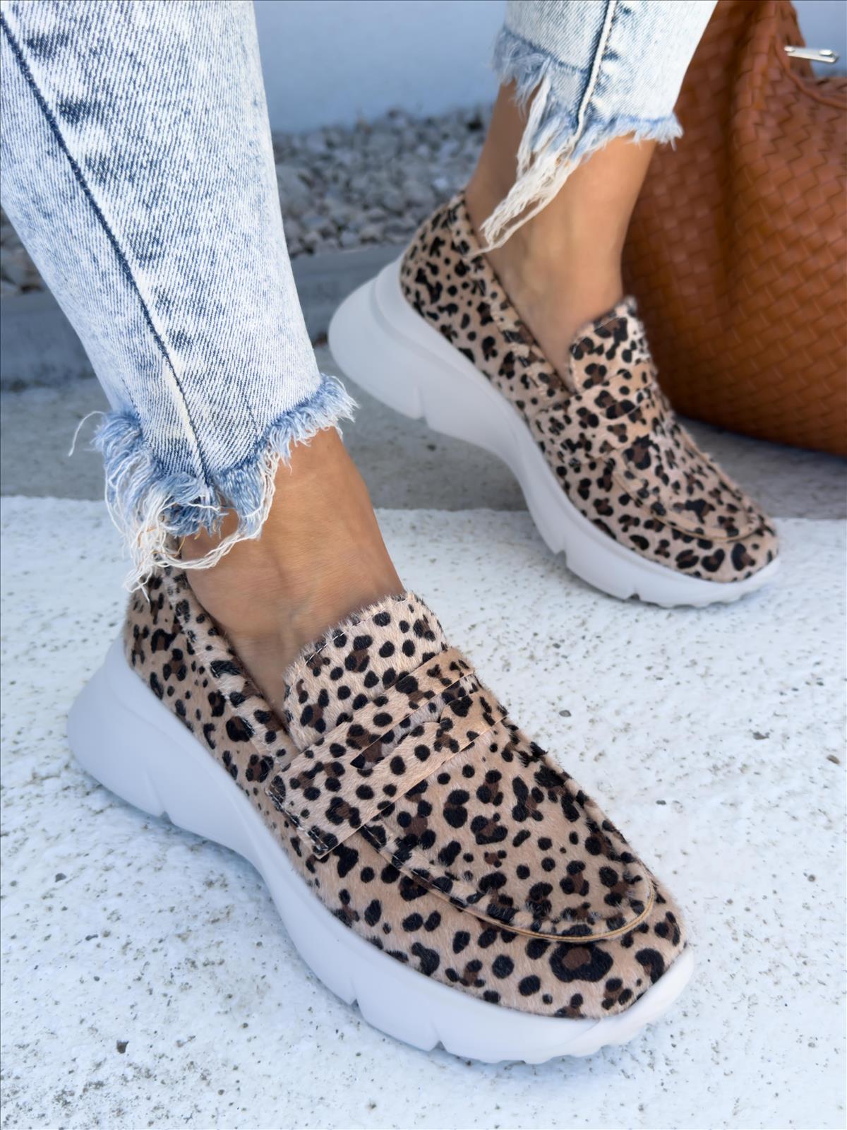 efashion s.r.o. - DOB;Accesoires;Schuhe;Young Fashion - Medvedov