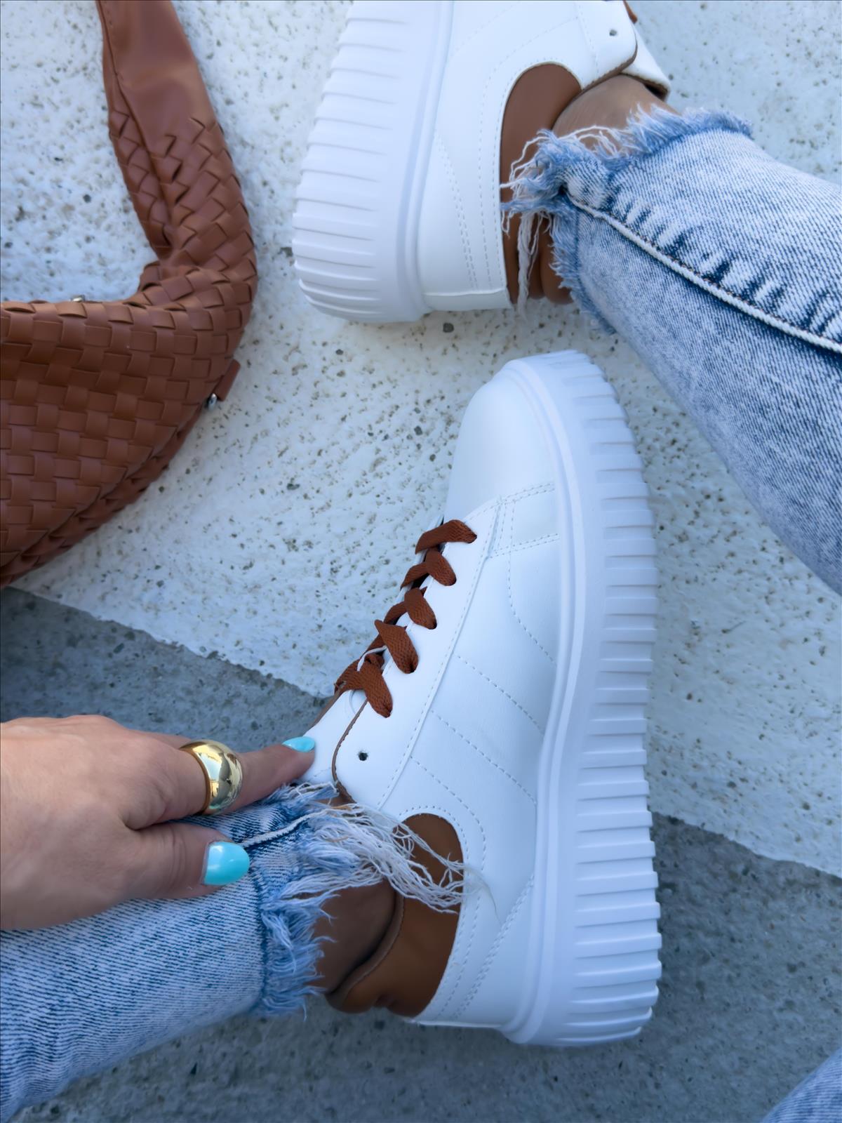 efashion s.r.o. - DOB;Accesoires;Schuhe;Young Fashion - Medvedov