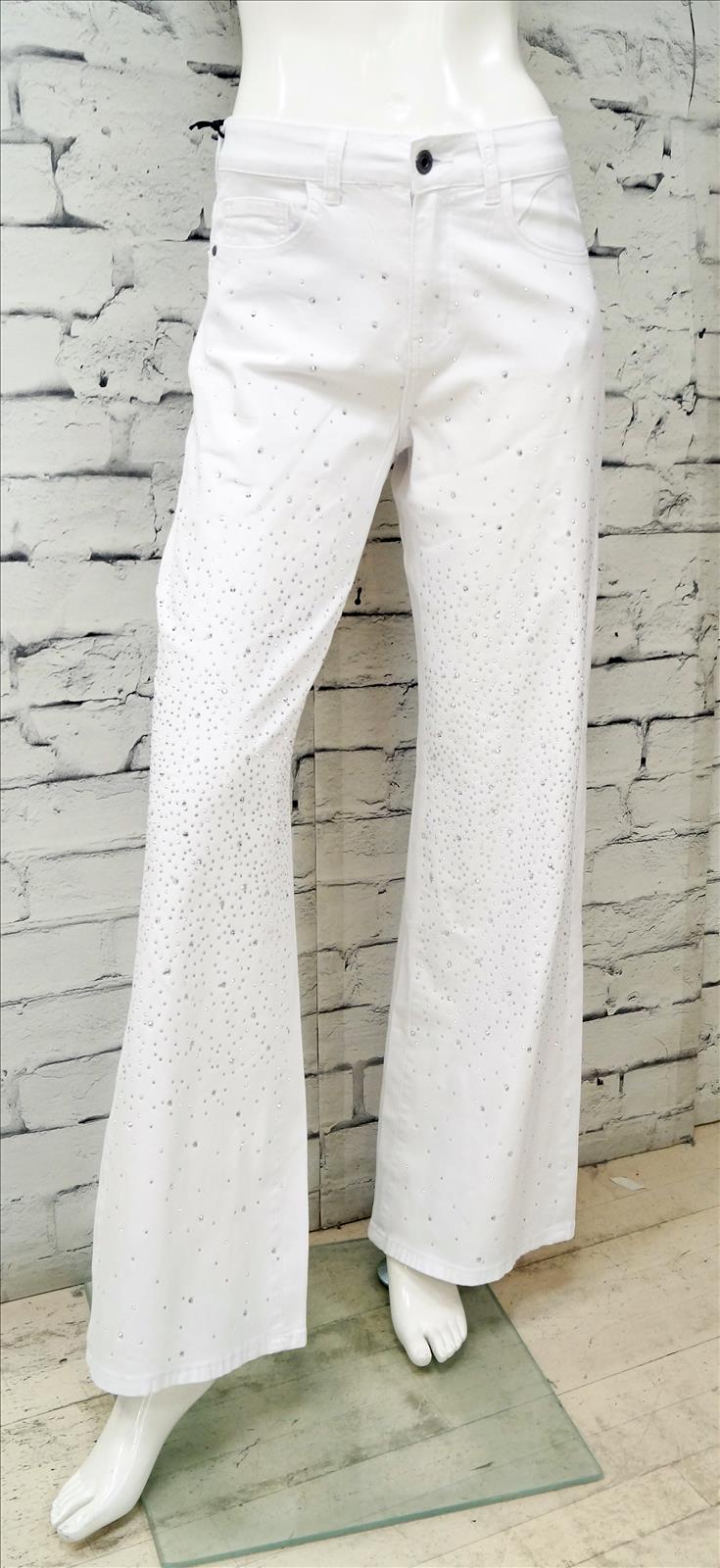 Bhatti Mode GmbH - Young fashion, DOB - Blusen, Hosen Jacken, Jeans, Kleider, Pullover etc.