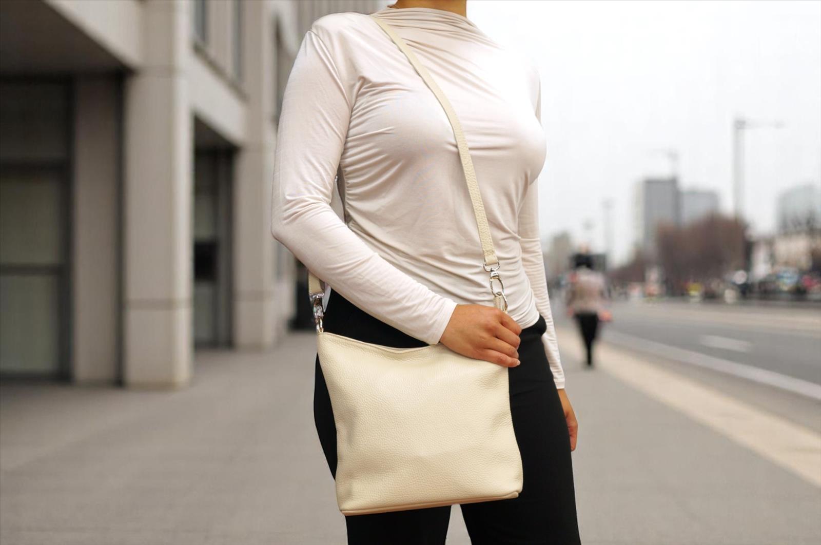 Pulcini GmbH - 2BE - Fashion & Design