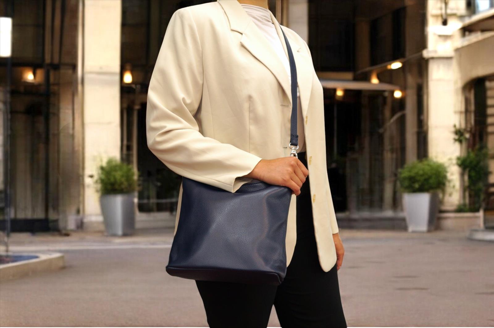 Pulcini GmbH - 2BE - Fashion & Design