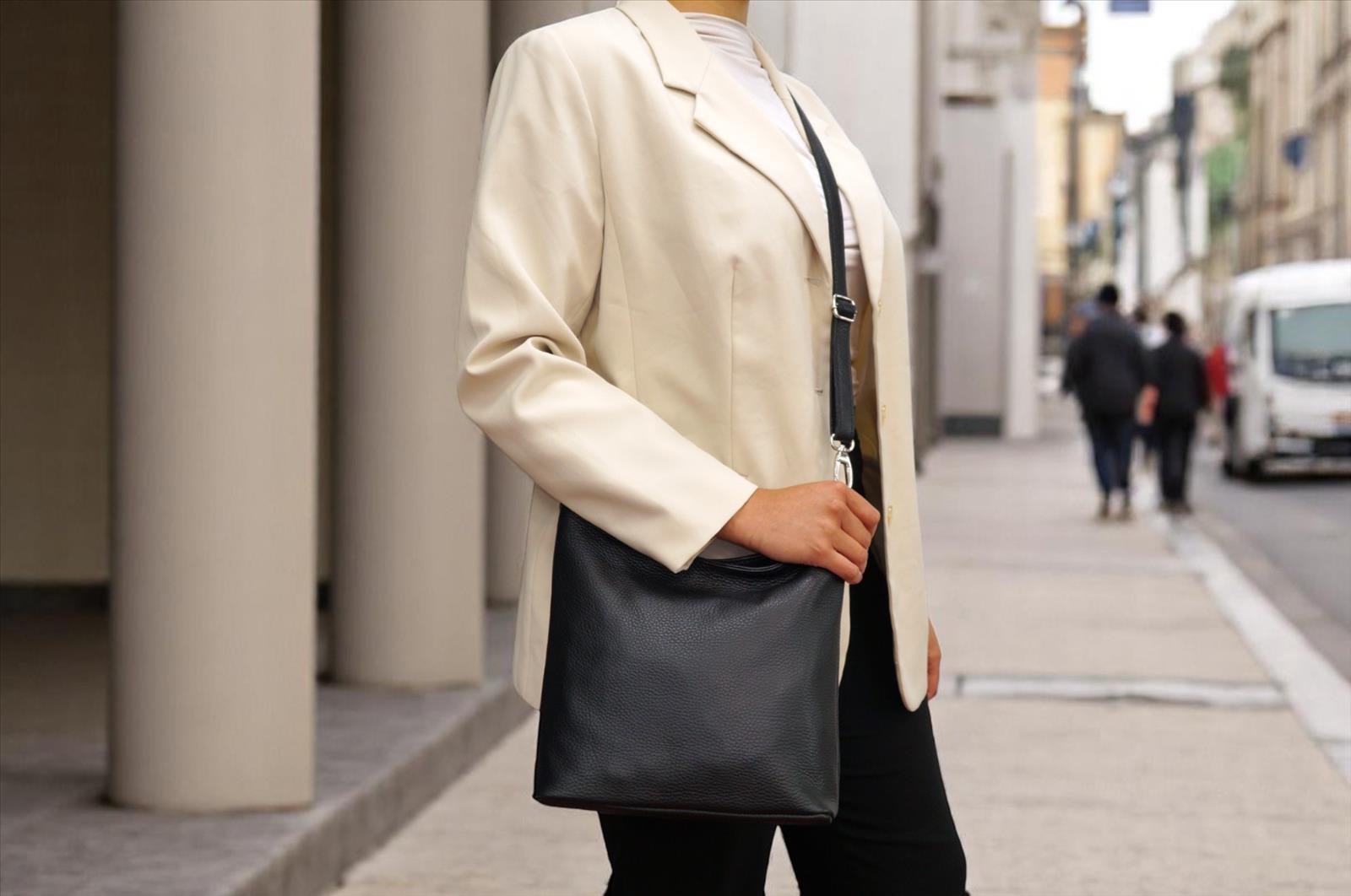 Pulcini GmbH - 2BE - Fashion & Design