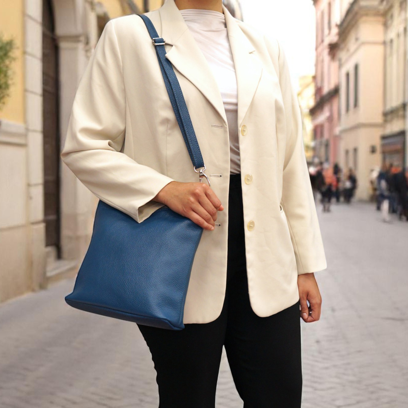 Pulcini GmbH - 2BE - Fashion & Design