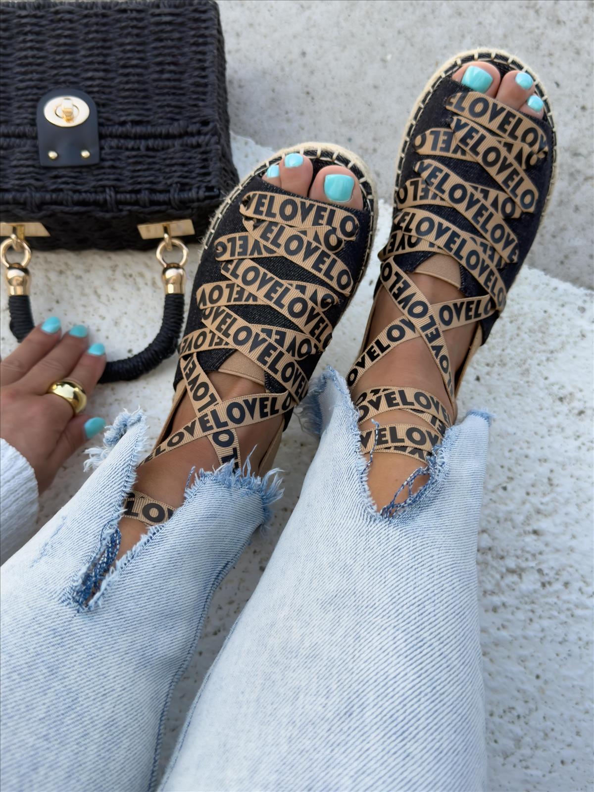 efashion s.r.o. - DOB;Accesoires;Schuhe;Young Fashion - Medvedov