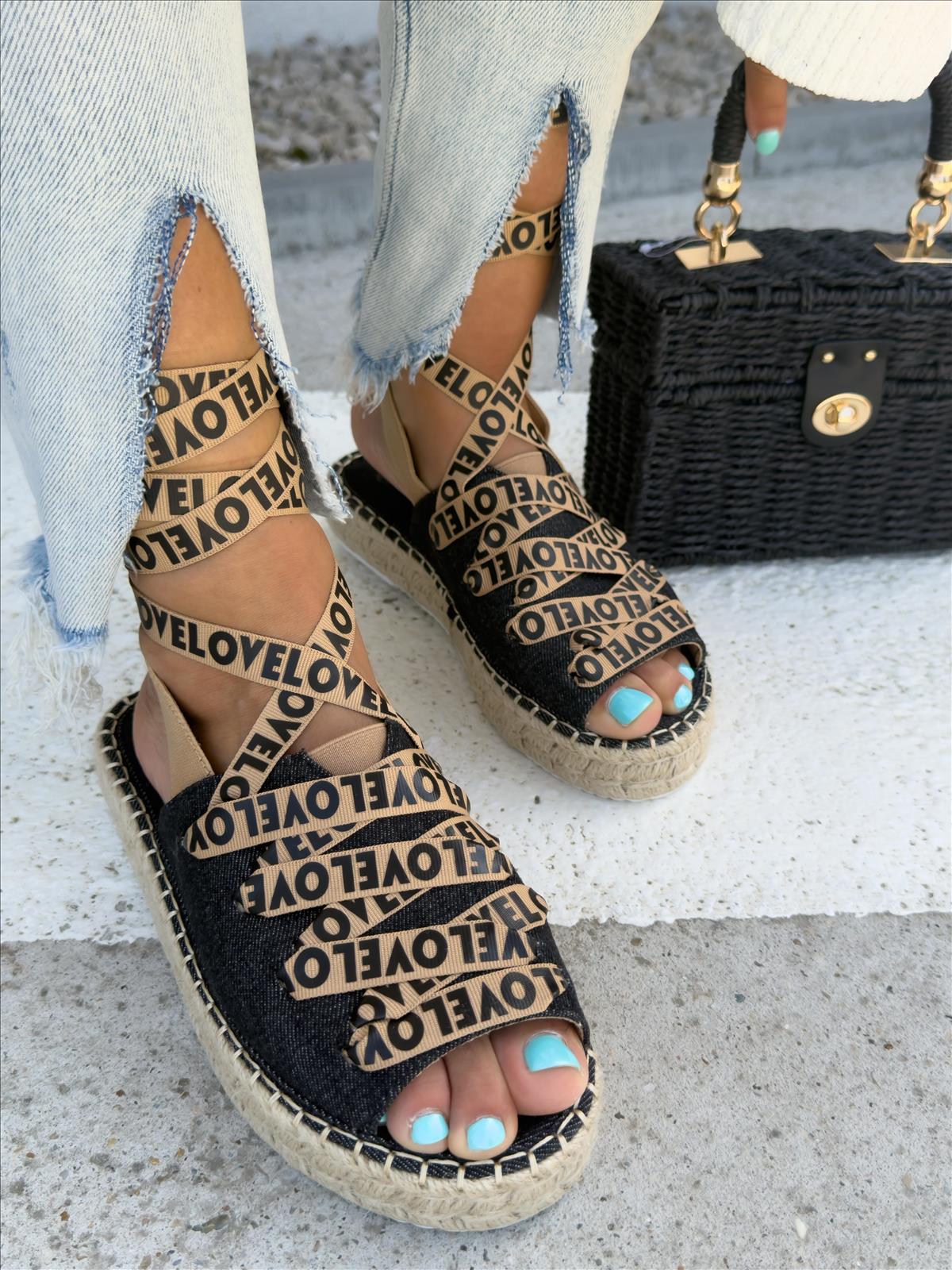 efashion s.r.o. - DOB;Accesoires;Schuhe;Young Fashion - Medvedov