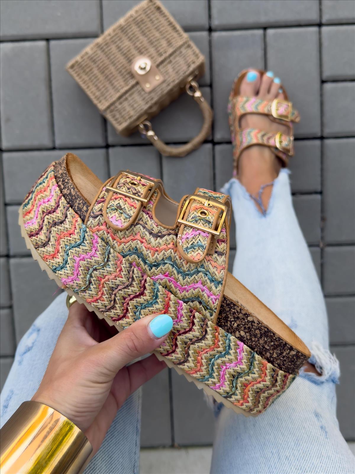 efashion s.r.o. - DOB;Accesoires;Schuhe;Young Fashion - Medvedov
