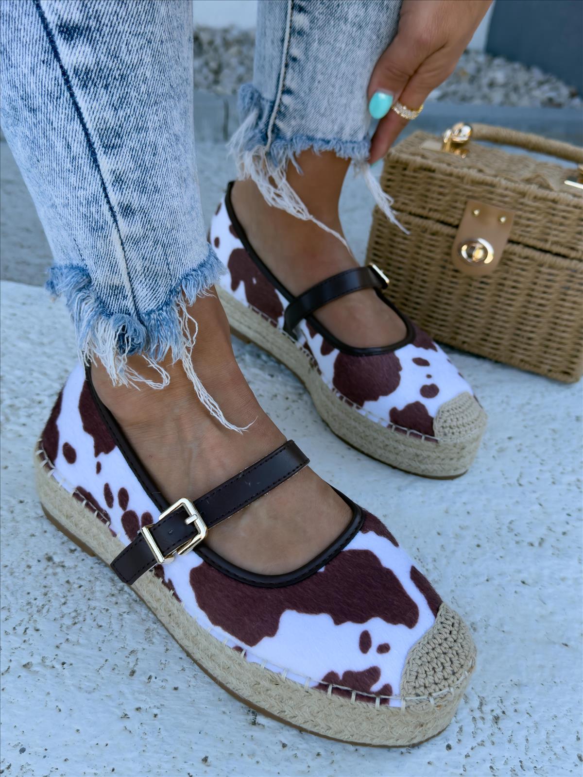efashion s.r.o. - DOB;Accesoires;Schuhe;Young Fashion - Medvedov