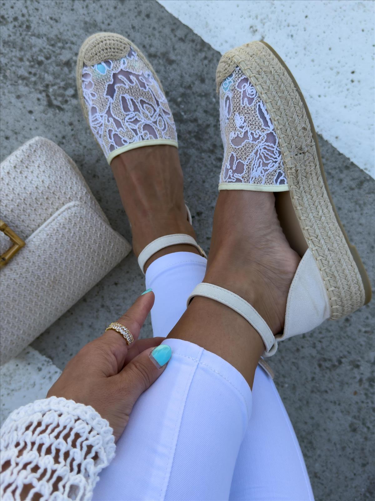 efashion s.r.o. - DOB;Accesoires;Schuhe;Young Fashion - Medvedov