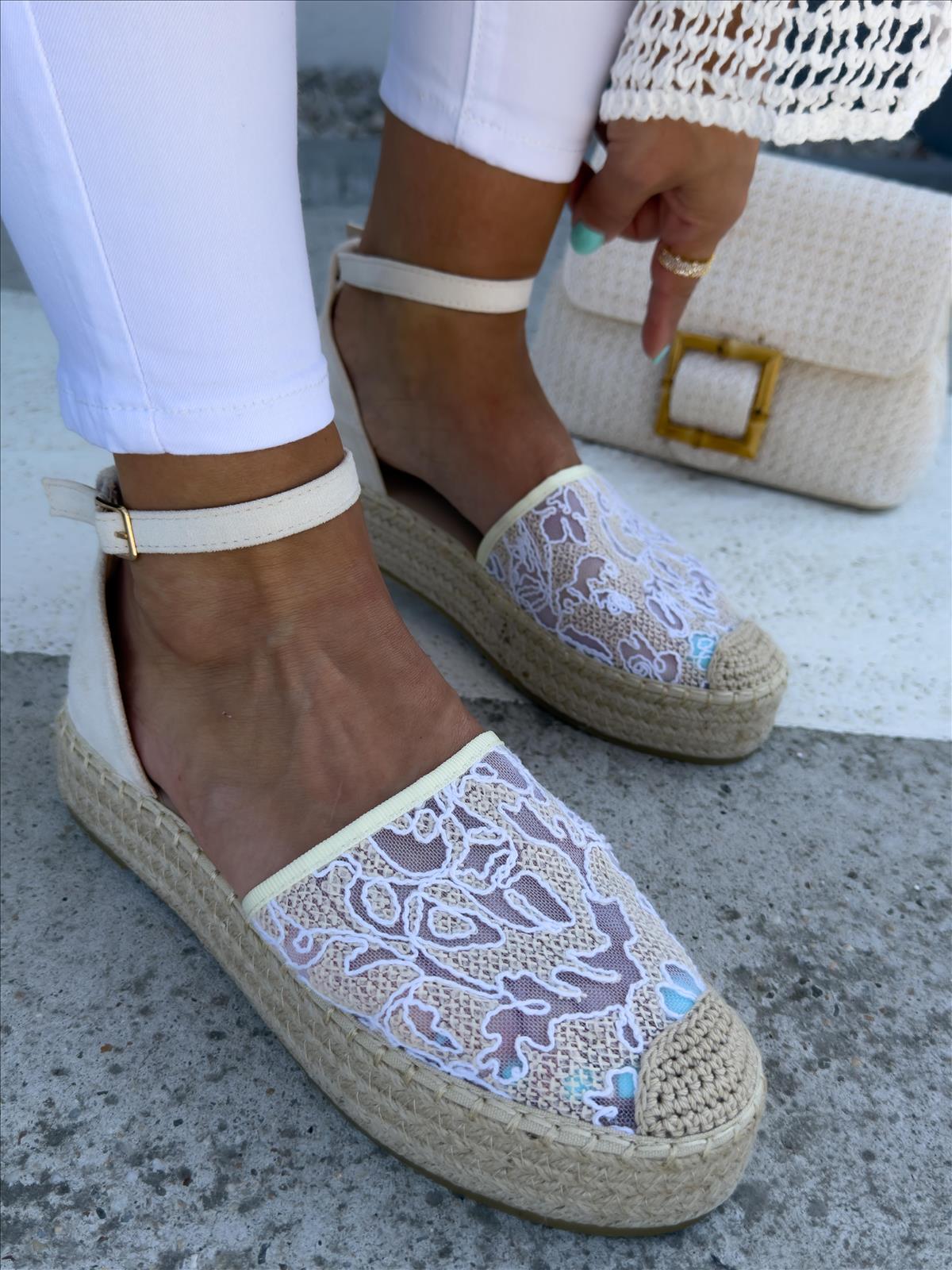 efashion s.r.o. - DOB;Accesoires;Schuhe;Young Fashion - Medvedov