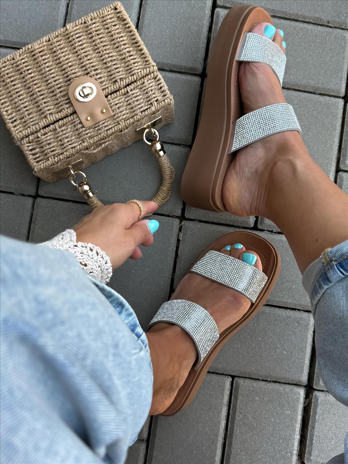 efashion s.r.o. - DOB;Accesoires;Schuhe;Young Fashion - Medvedov