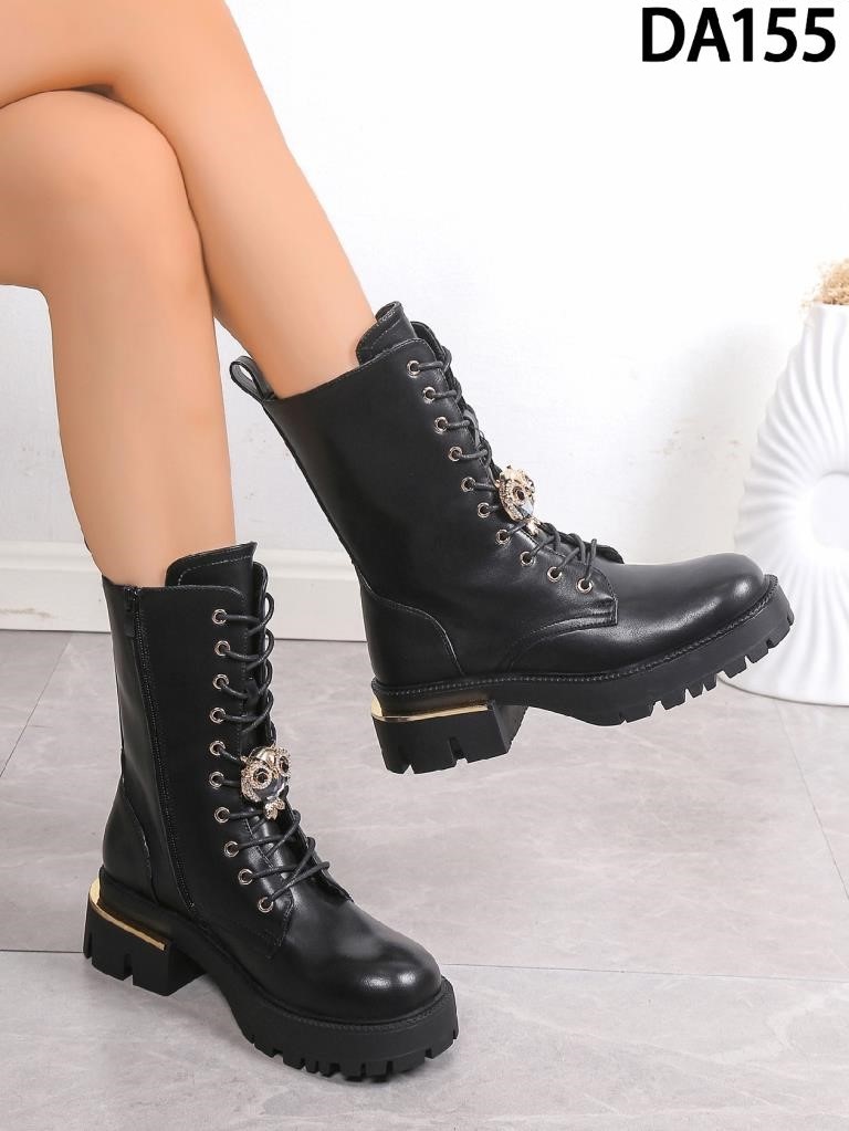 Lujah Shoes (Schuhgrosshandel)
