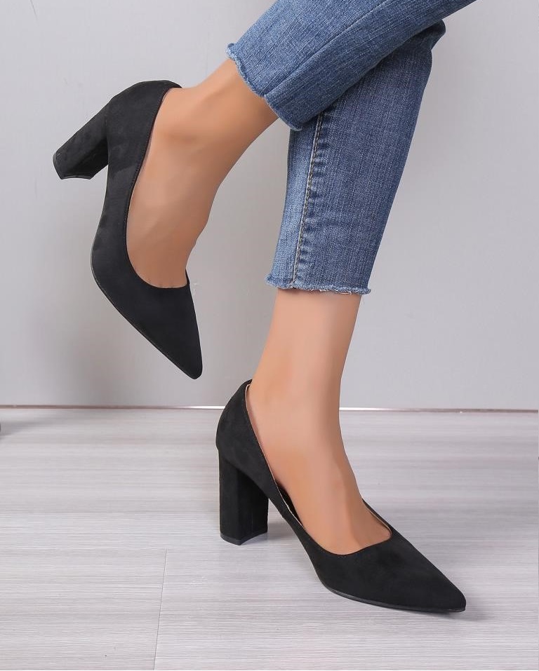 Lujah Shoes (Schuhgrosshandel)