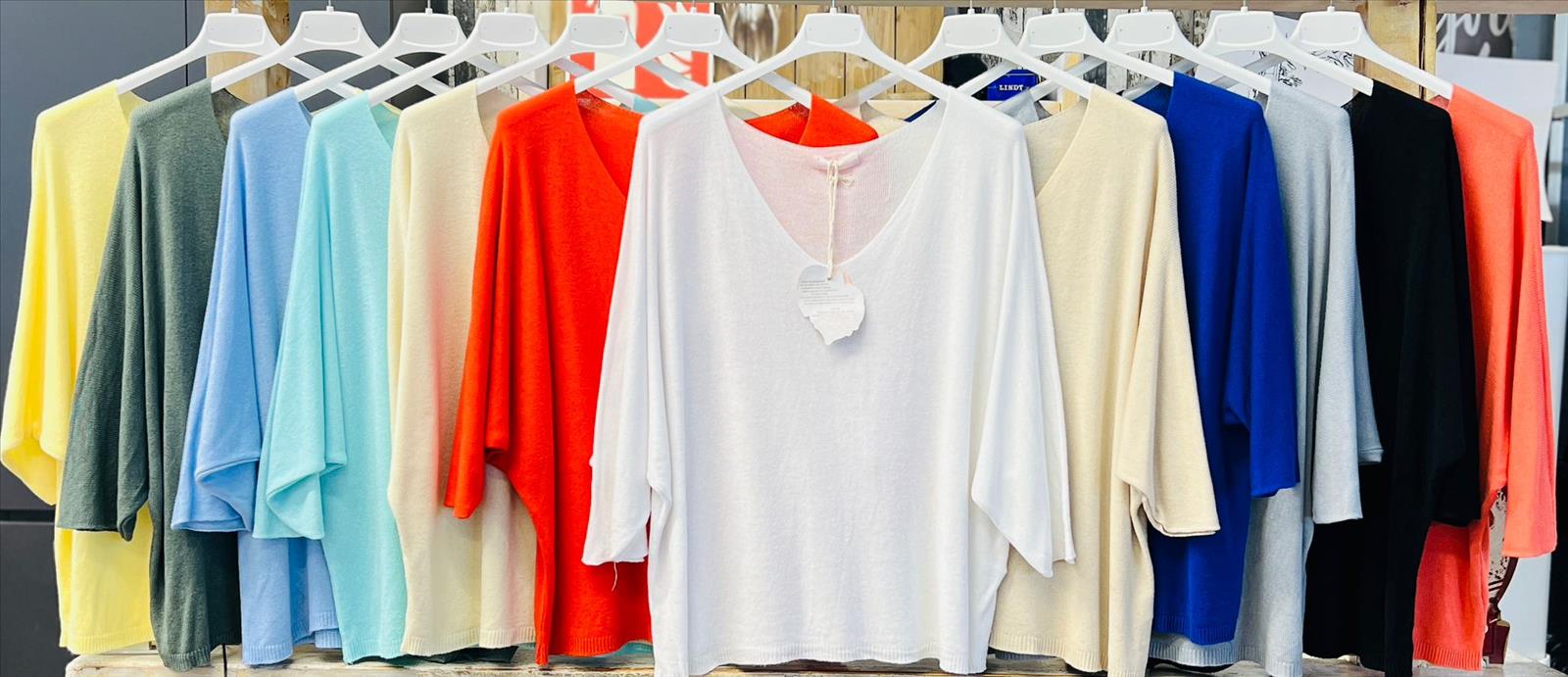 Element of Joy - Damenbekleidung und Accessoires - Wiesbaden