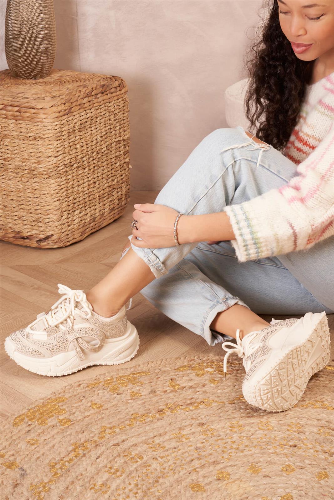 Lujah Shoes (Schuhgrosshandel)