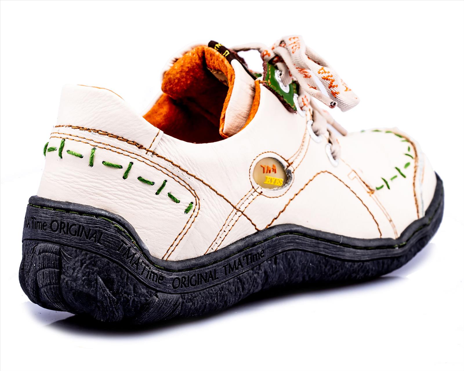 Philipp Tuan Minh Nguyen - DOB;HAKA;Schuhe;Accessoires;Young Fashion - Leipzig