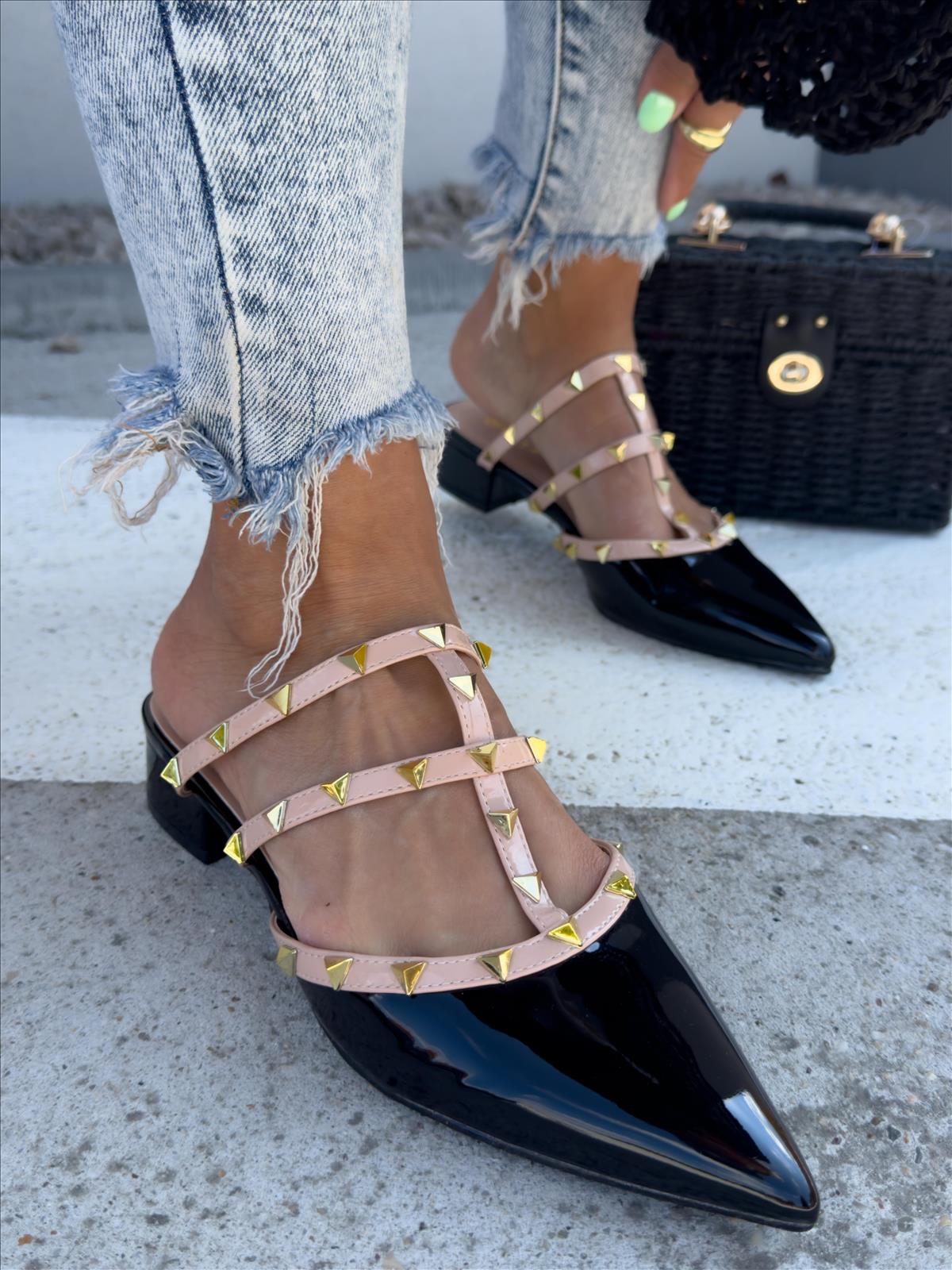 efashion s.r.o. - DOB;Accesoires;Schuhe;Young Fashion - Medvedov