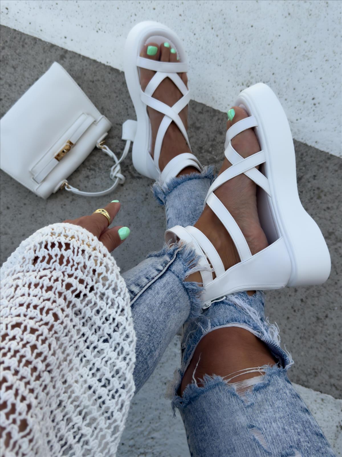 efashion s.r.o. - DOB;Accesoires;Schuhe;Young Fashion - Medvedov
