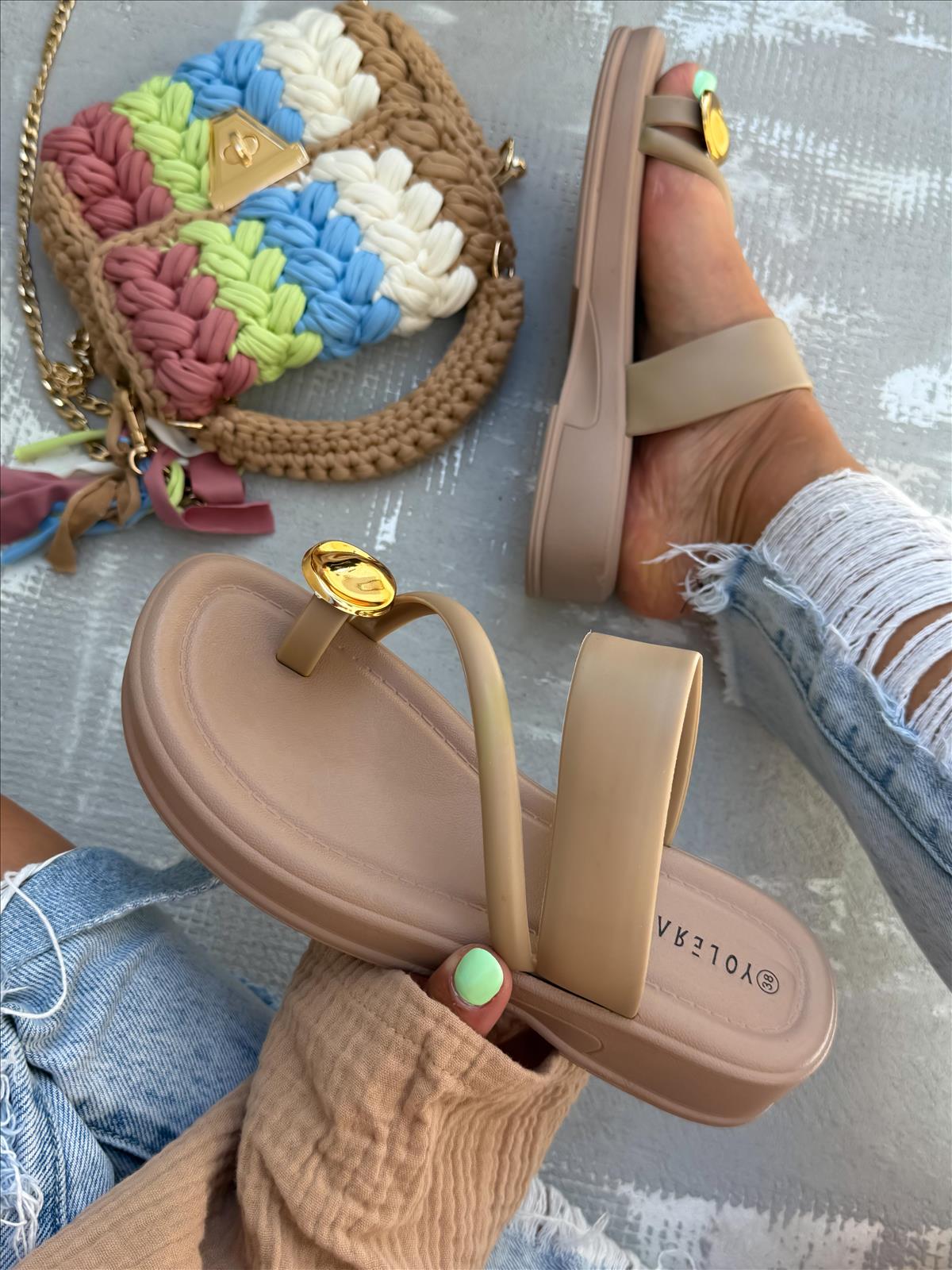 efashion s.r.o. - DOB;Accesoires;Schuhe;Young Fashion - Medvedov