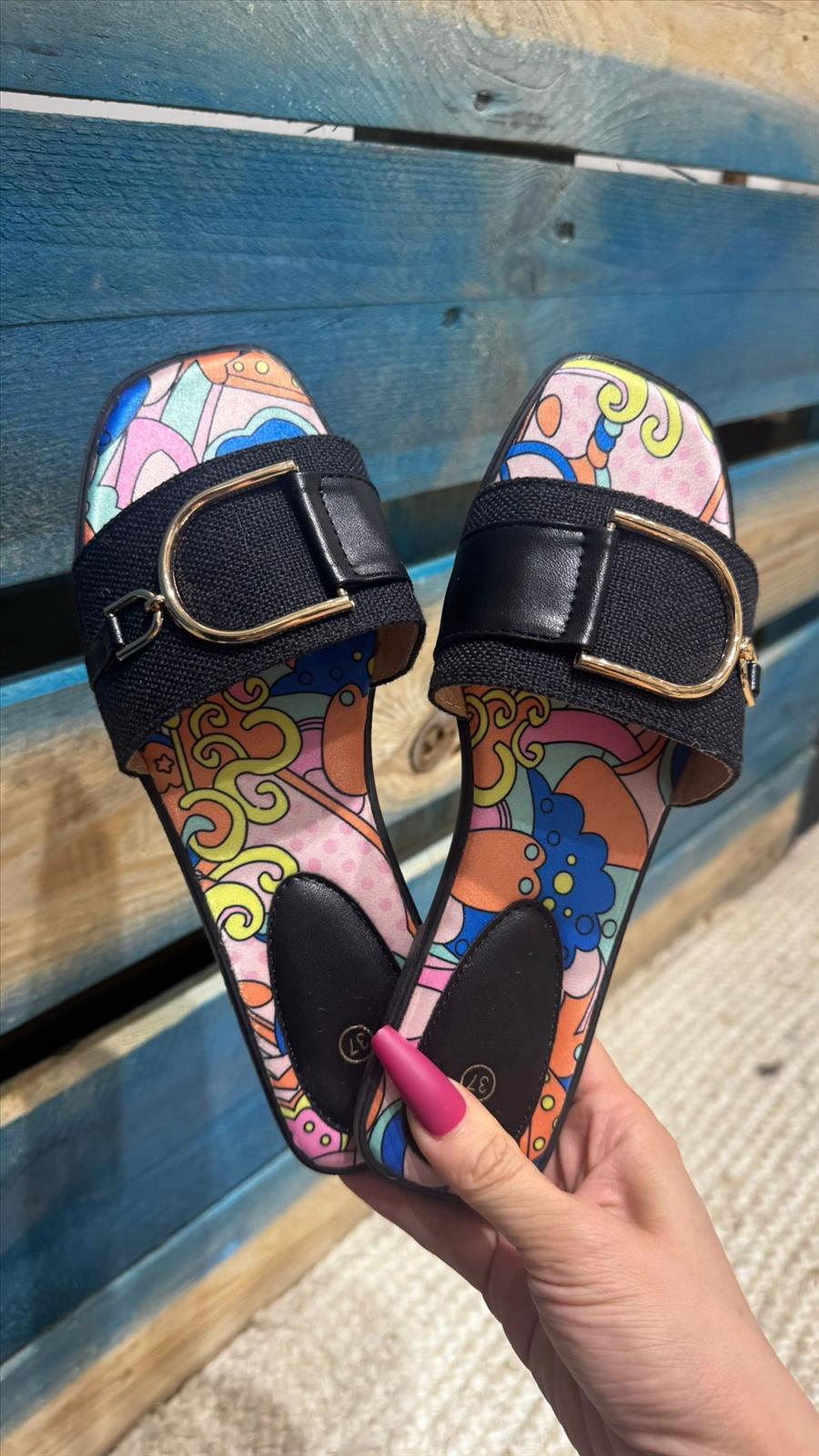 Lujah Shoes (Schuhgrosshandel)