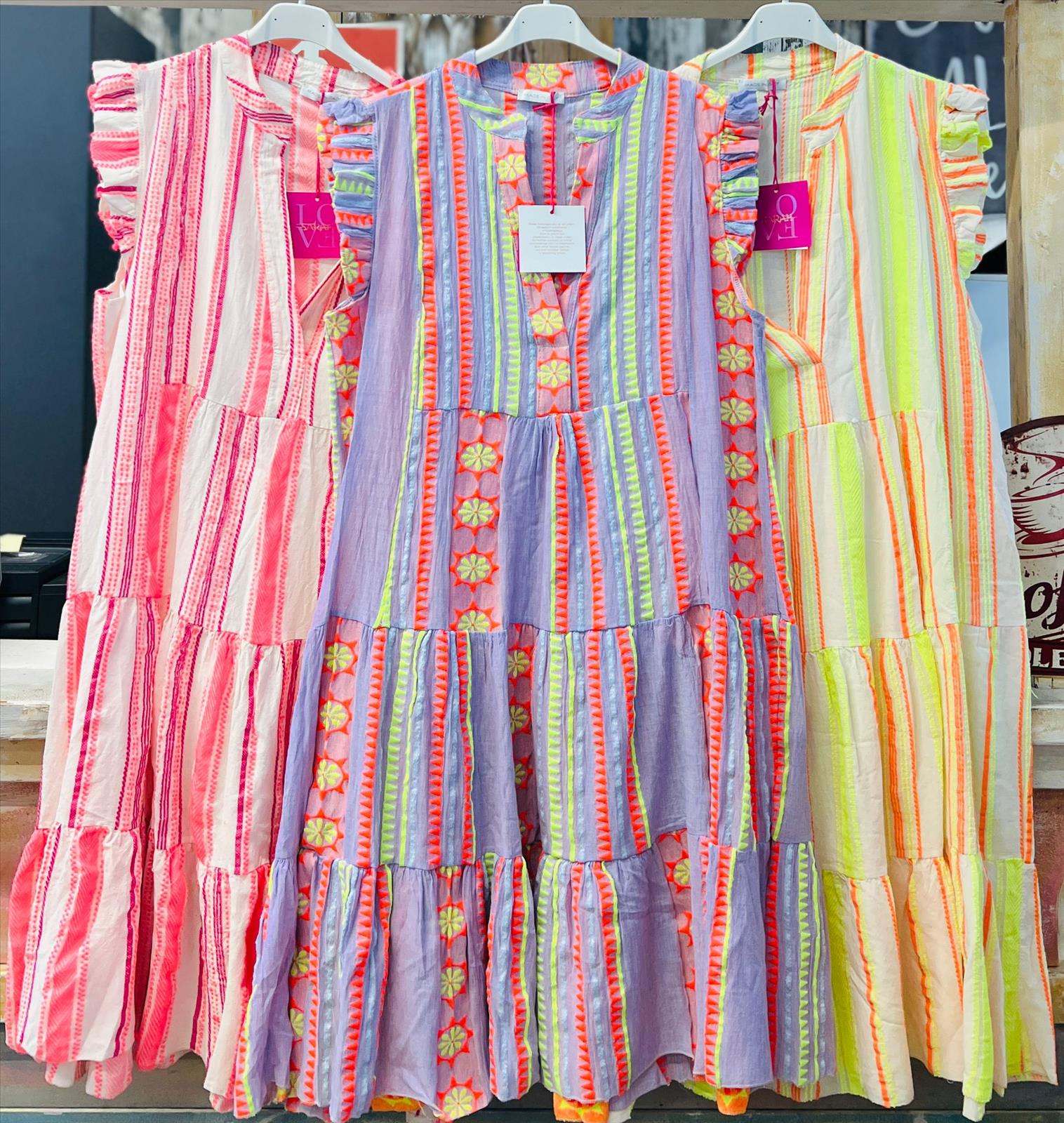 Element of Joy - Damenbekleidung und Accessoires - Wiesbaden