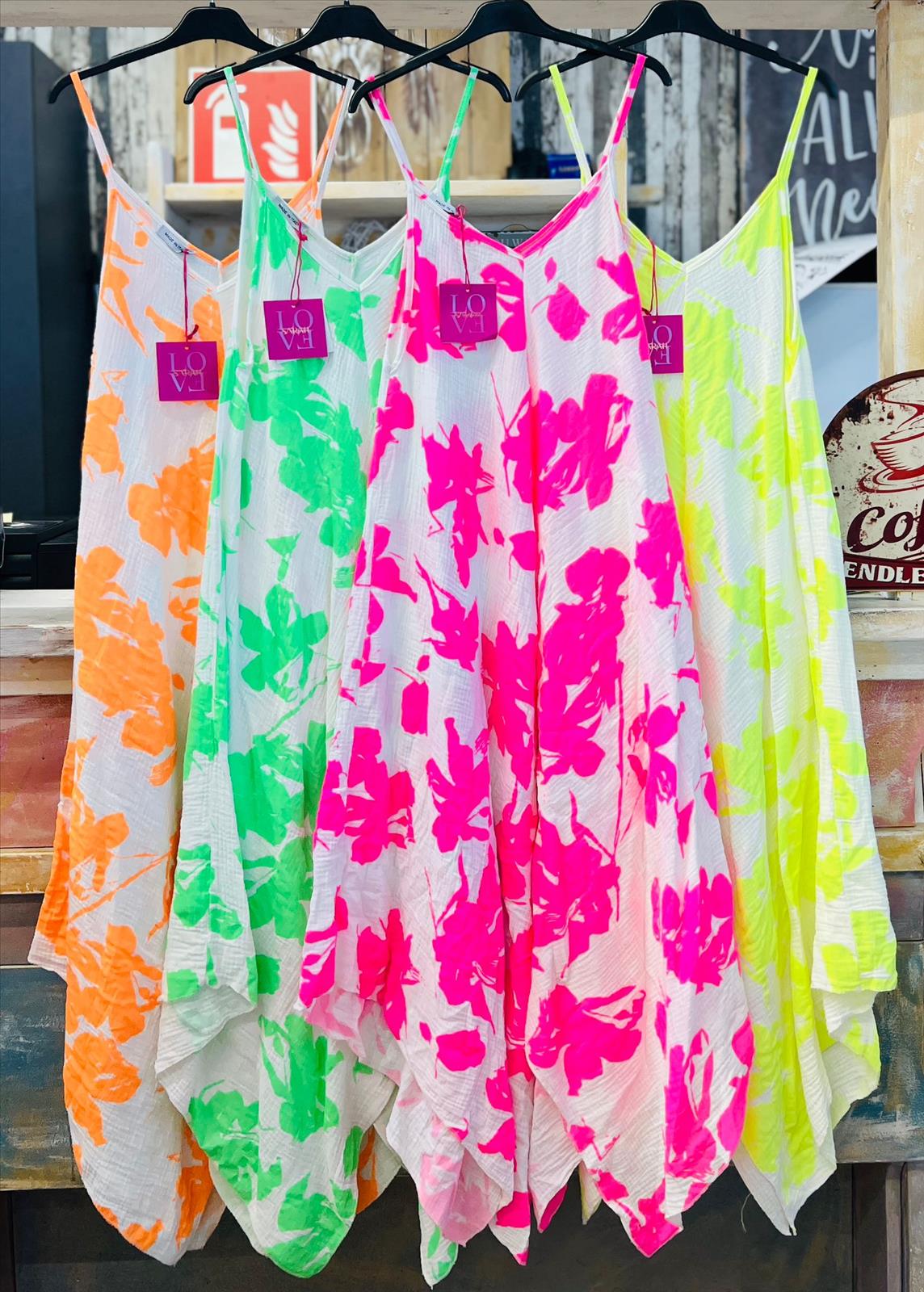 Element of Joy - Damenbekleidung und Accessoires - Wiesbaden