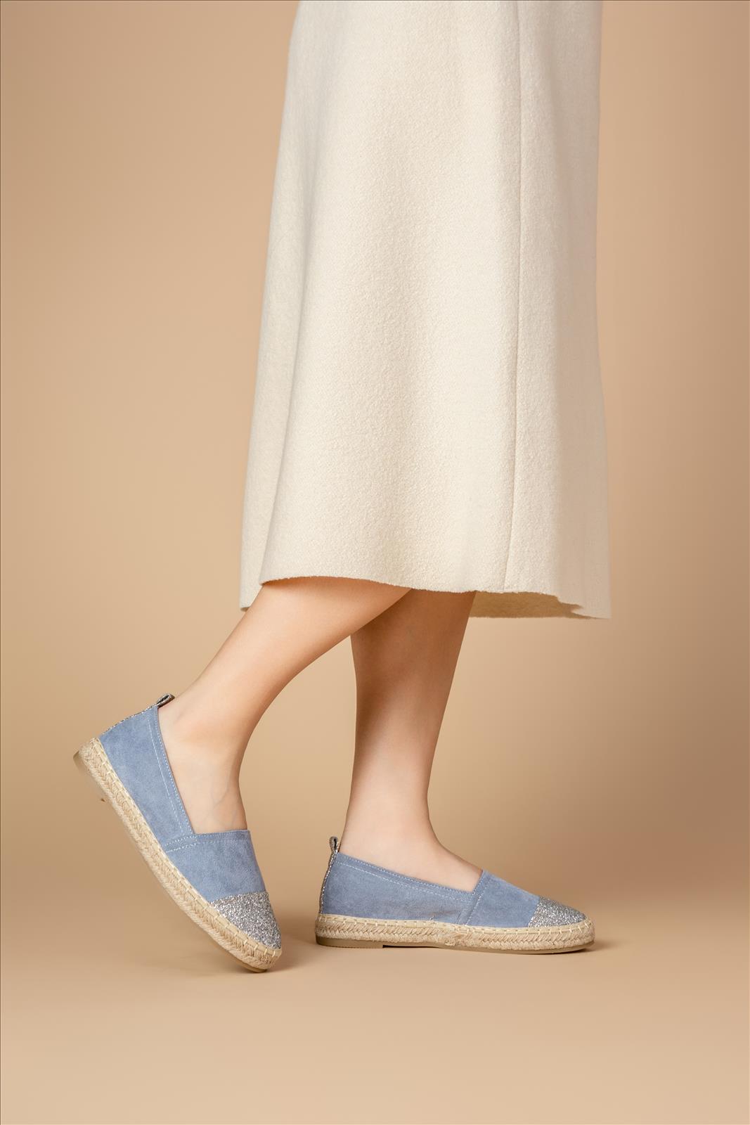 Lujah Shoes (Schuhgrosshandel)