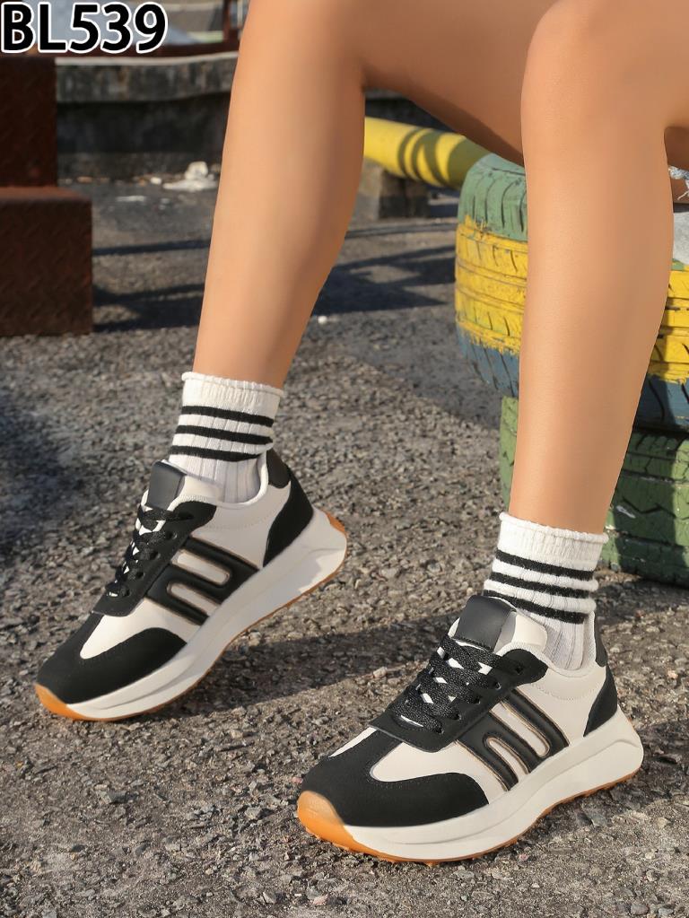 Lujah Shoes (Schuhgrosshandel)