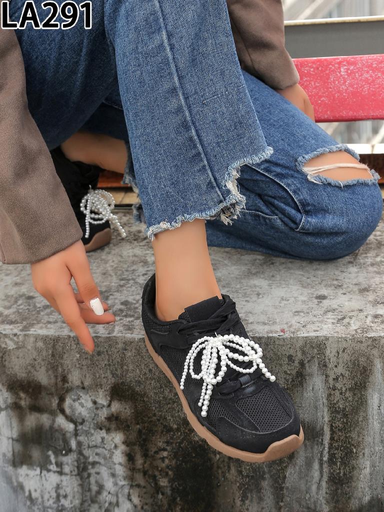 Lujah Shoes (Schuhgrosshandel)