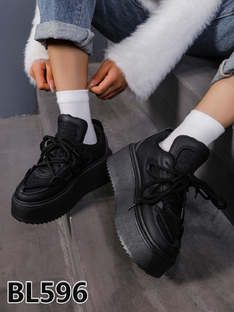 Lujah Shoes (Schuhgrosshandel)