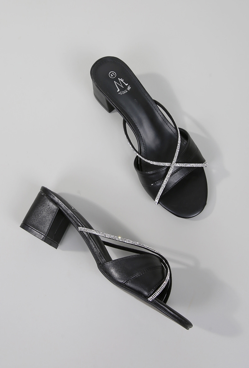 Lujah Shoes (Schuhgrosshandel)