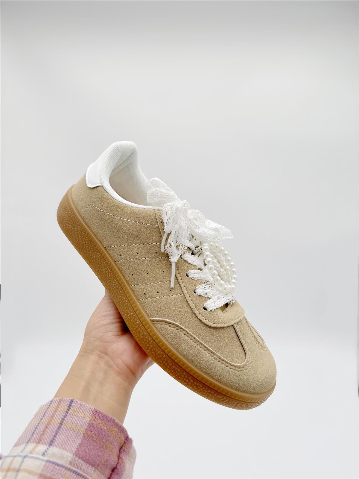 Lujah Shoes (Schuhgrosshandel)