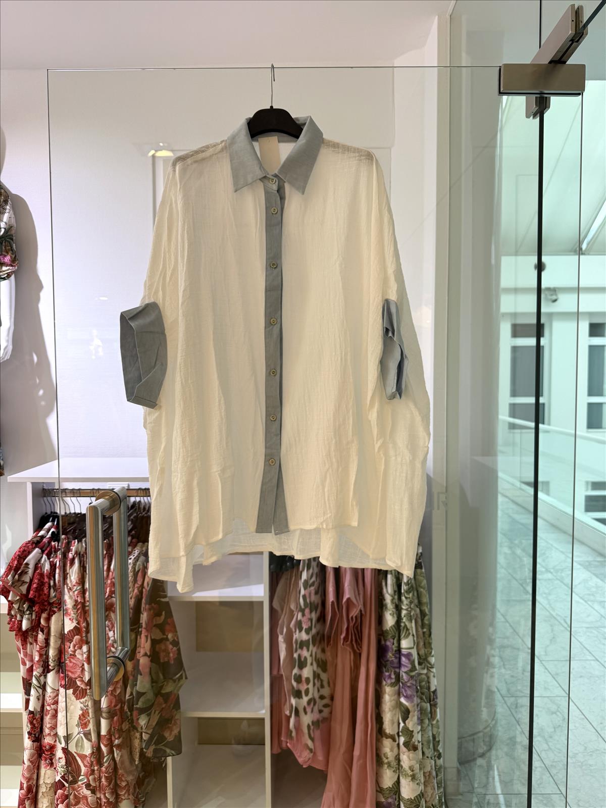 Modeagentur Ditta Boss e. K. - Damenbekleidung
