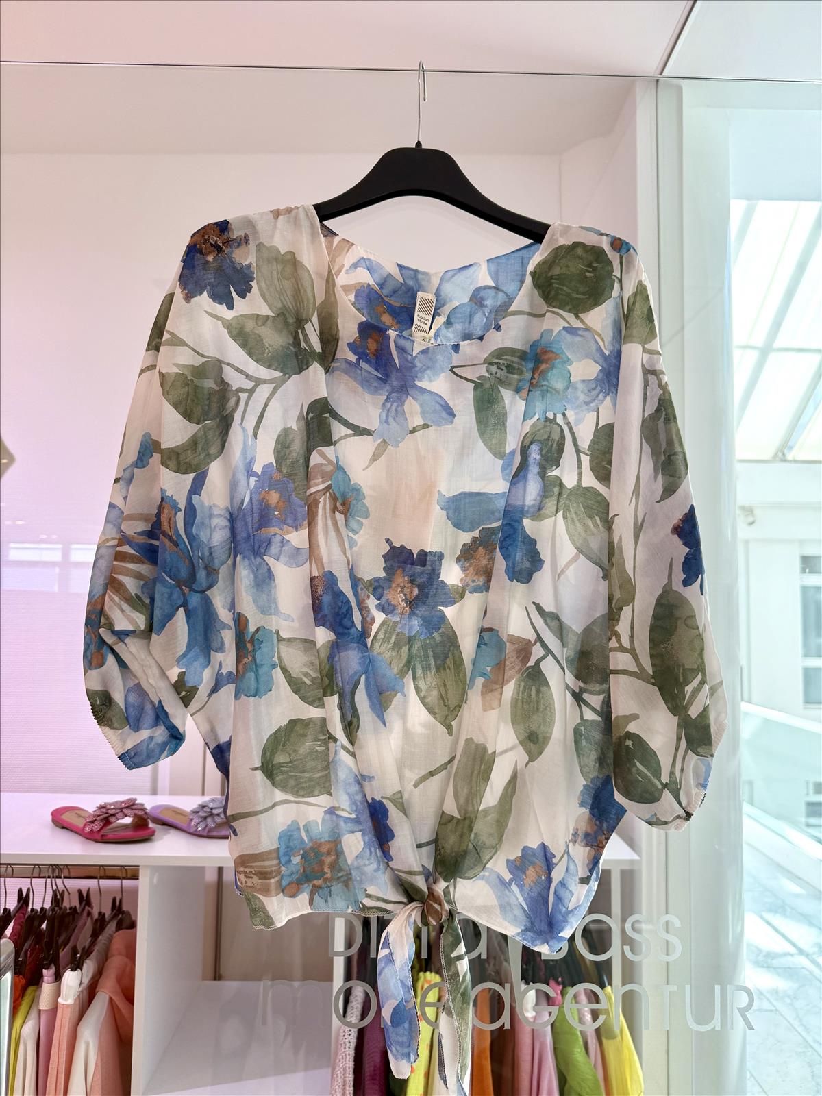 Modeagentur Ditta Boss e. K. - Damenbekleidung