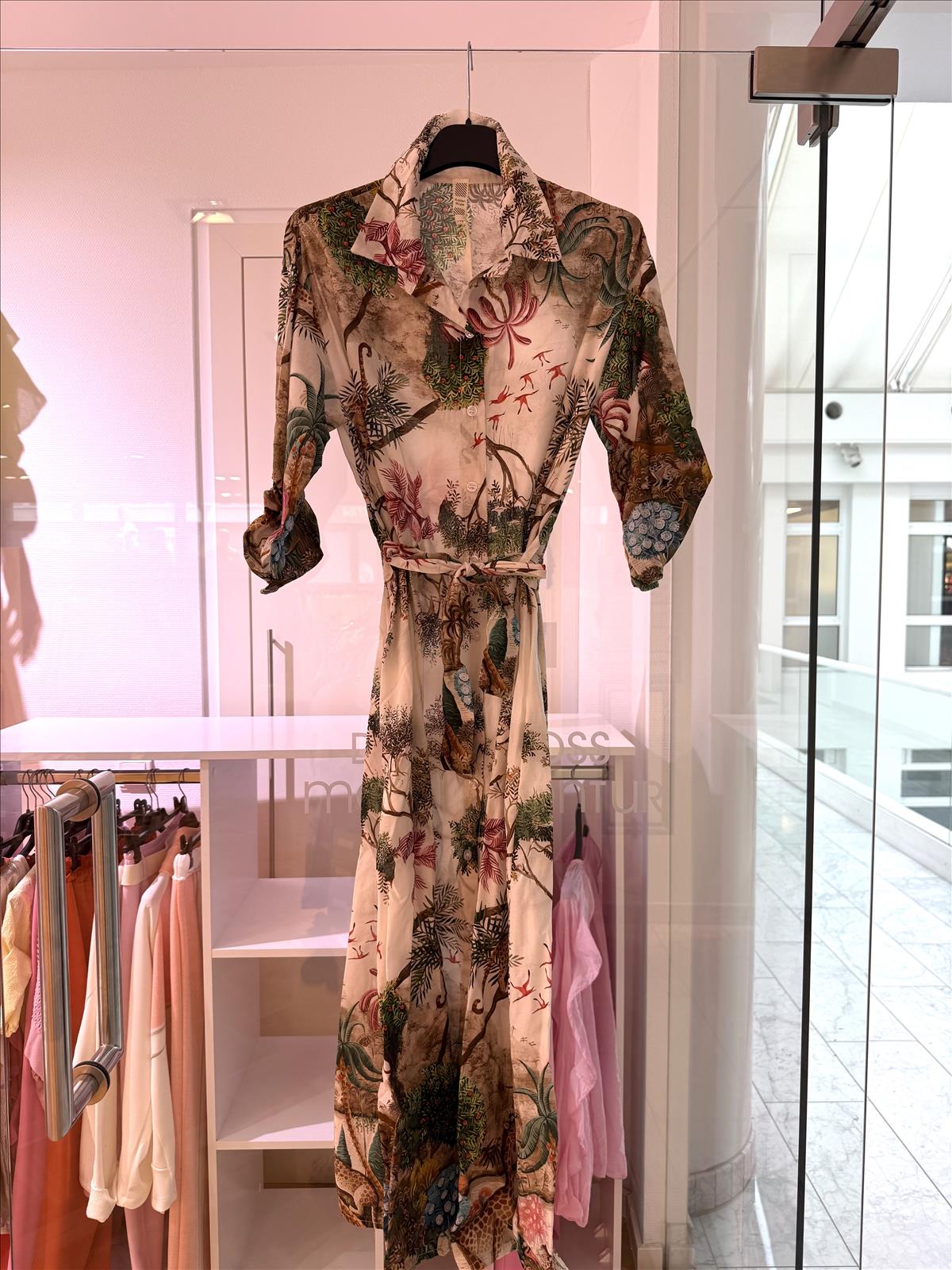 Modeagentur Ditta Boss e. K. - Damenbekleidung