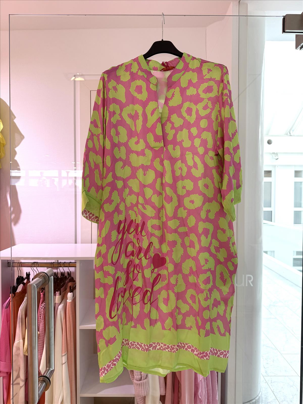 Modeagentur Ditta Boss e. K. - Damenbekleidung