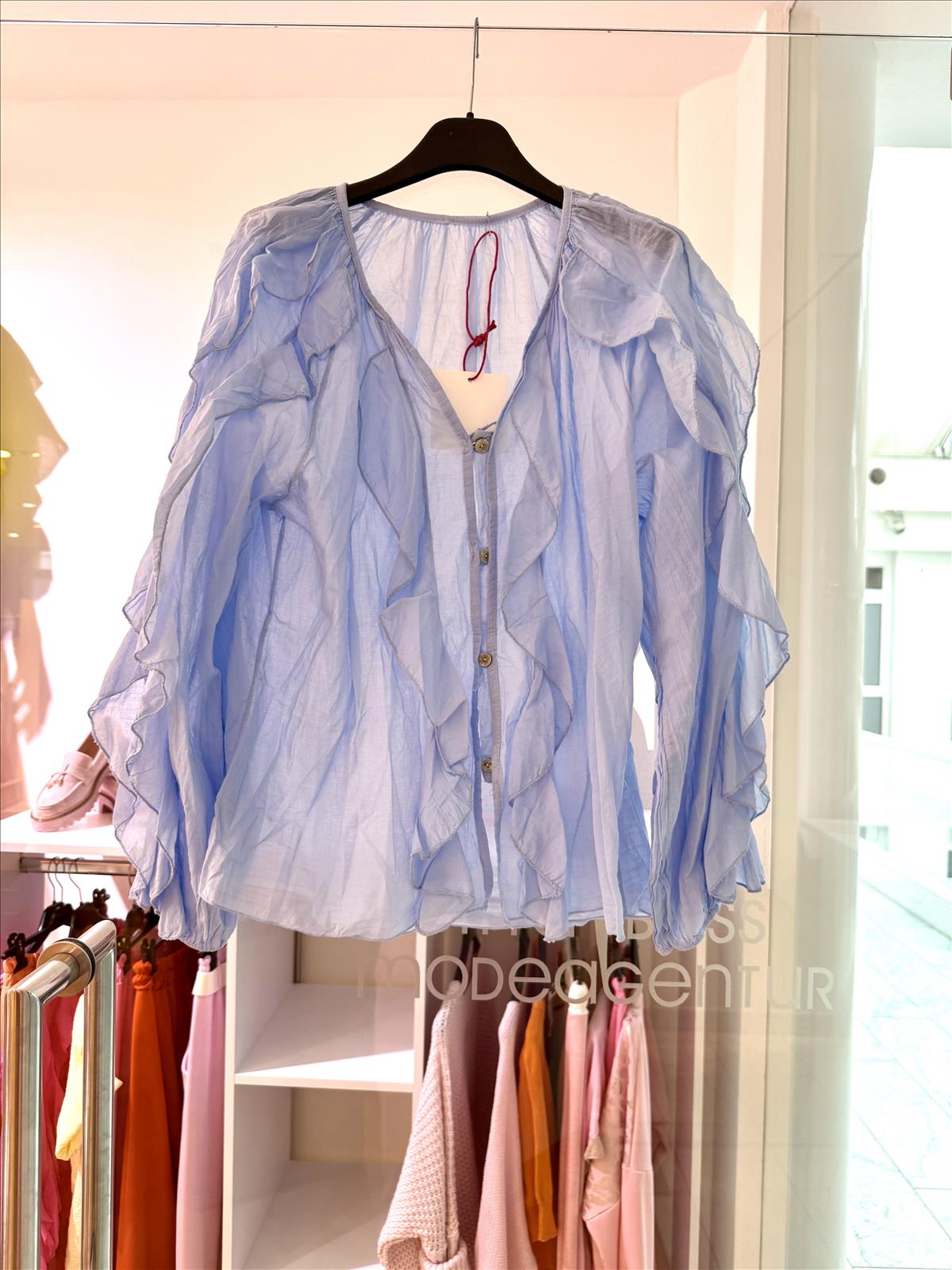Modeagentur Ditta Boss e. K. - Damenbekleidung