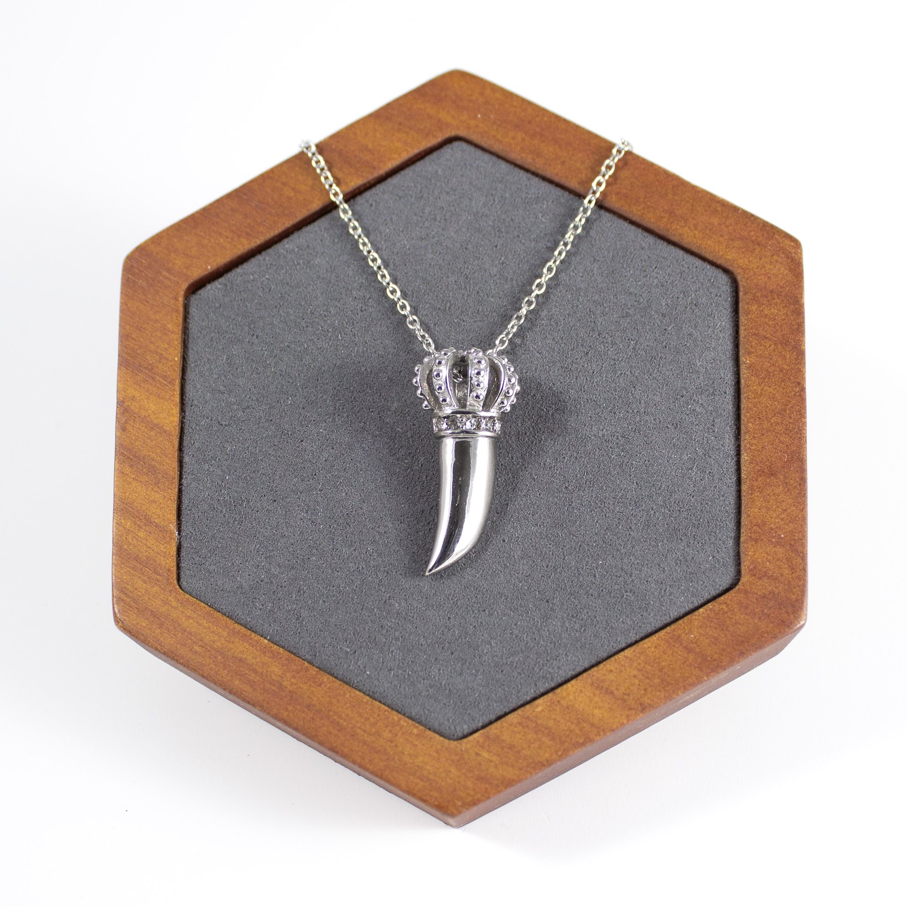 Seibely (Silberschmuck, Edelsteinschmuck, Lederschmuck, Gothicschmuck, Tücher)
