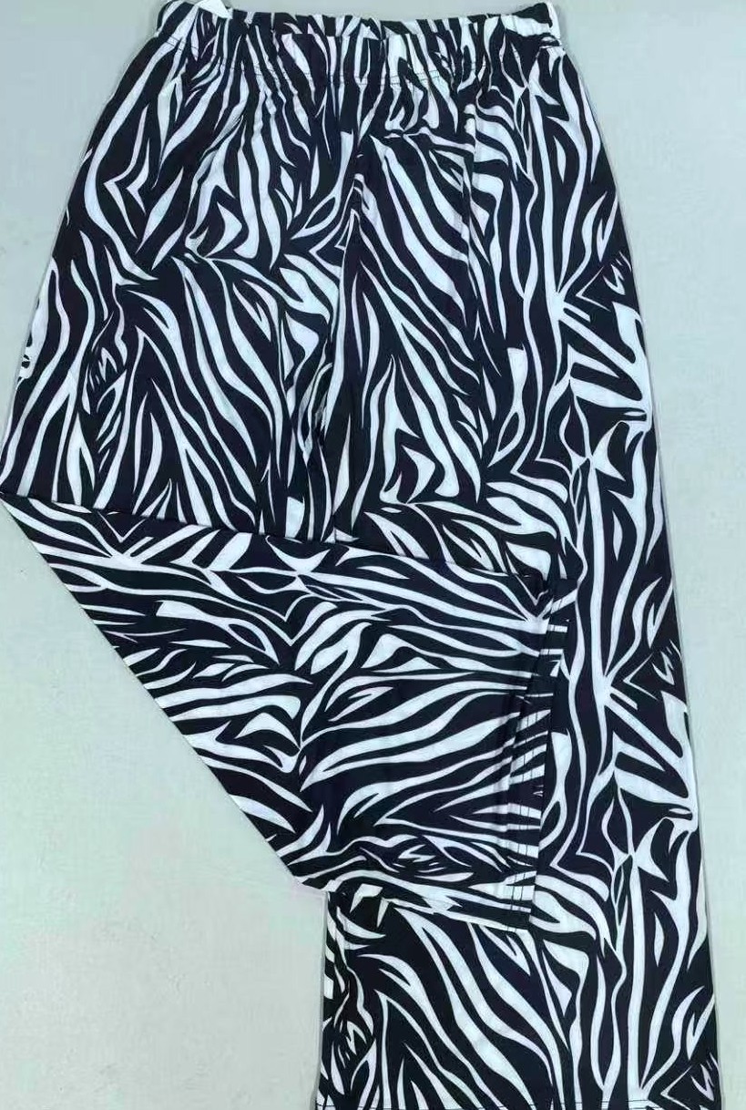 LB new fashion GmbH & Co KG - DOB, Accessoires, Young Fashion, Big Sizes - Eschborn
