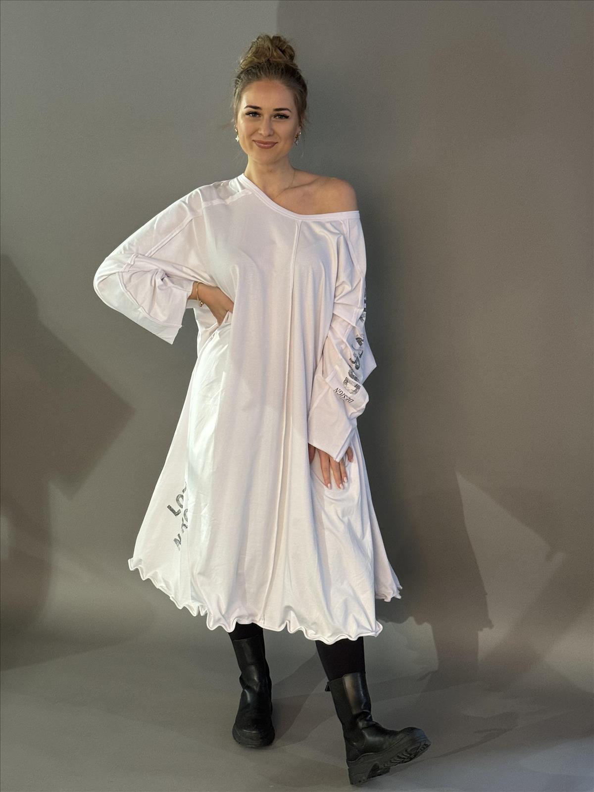 Chalona GmbH - DOB, Accessoires, Große Größen - Jacken, Kleider, Hosen, Blusen, Mäntel, Tuniken, Röcke, Pullover