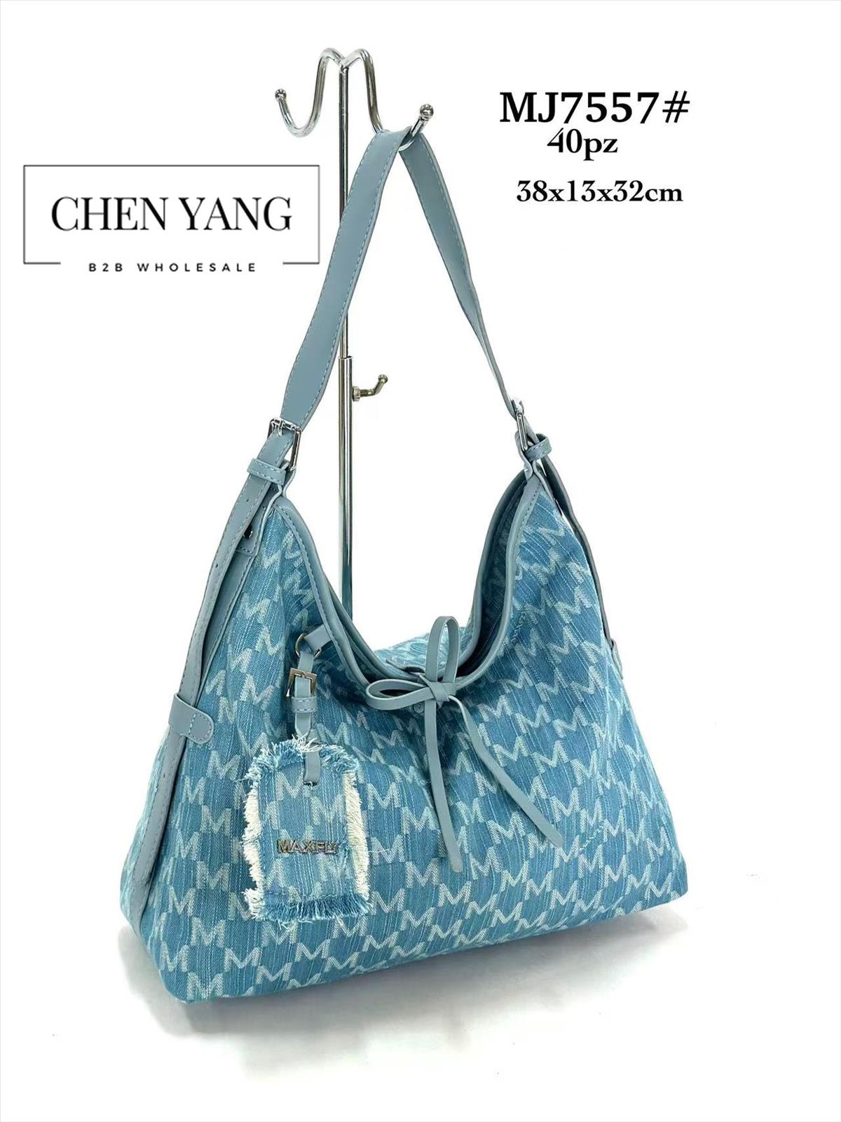 CHEN YANG - Accessoires;Young Fashion - Leipzig