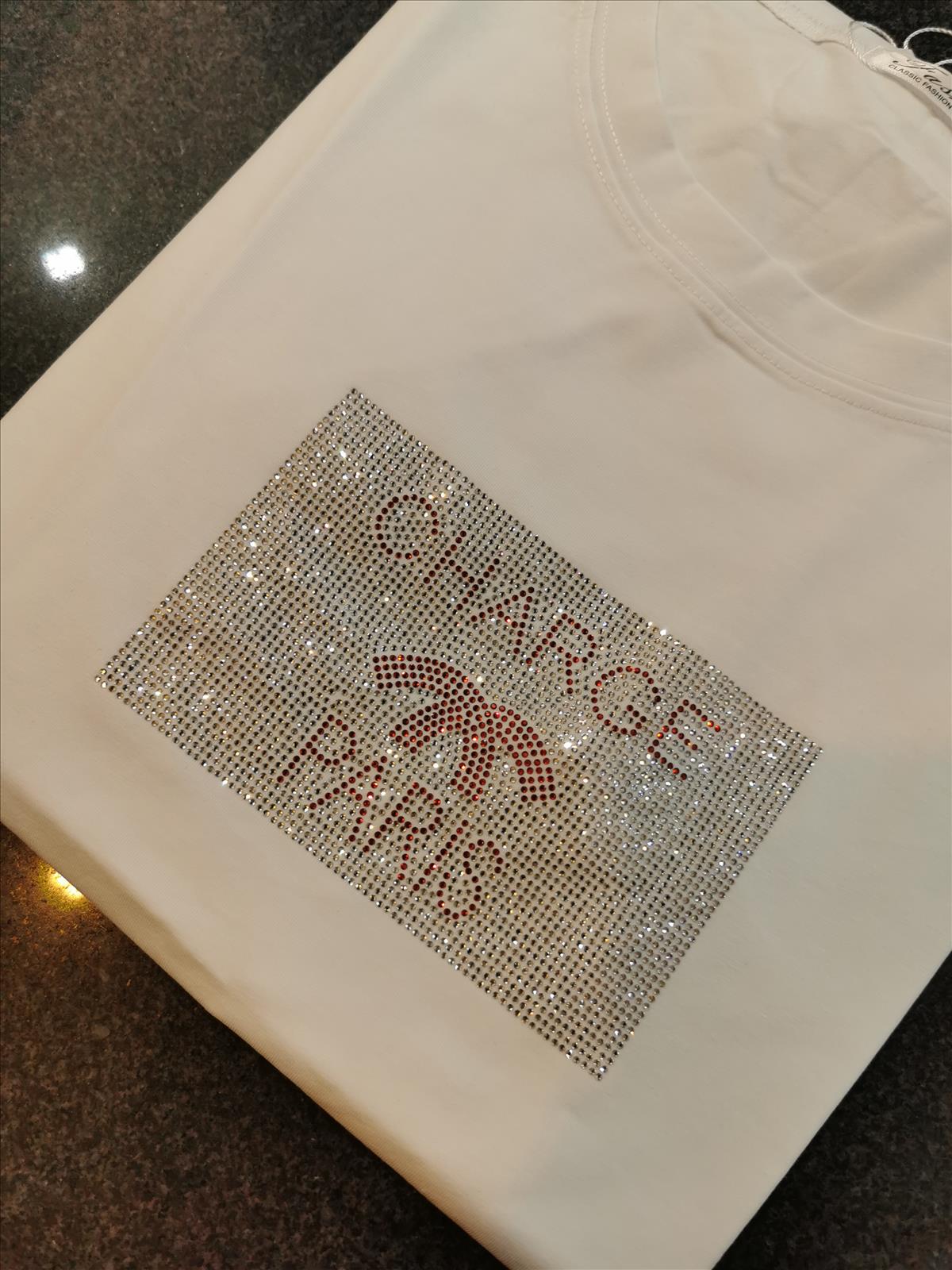Miss Furs GmbH - MISS FURS Damenmode - Accessoires, Sportswear, Jeans, Tops, Bags