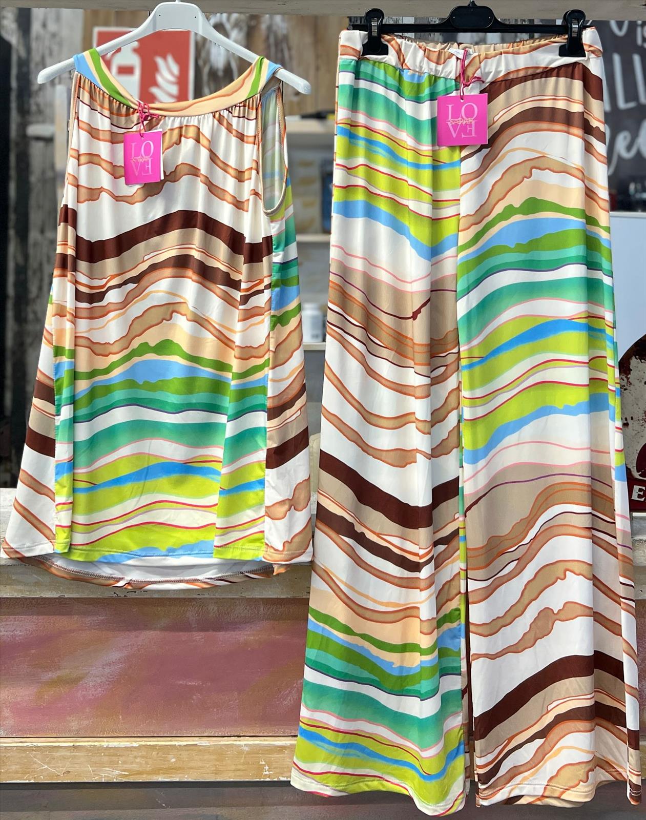 Element of Joy - Damenbekleidung und Accessoires - Wiesbaden