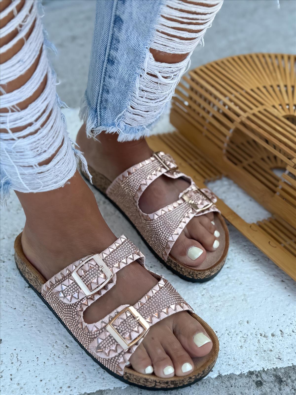 efashion s.r.o. - DOB;Accesoires;Schuhe;Young Fashion - Medvedov