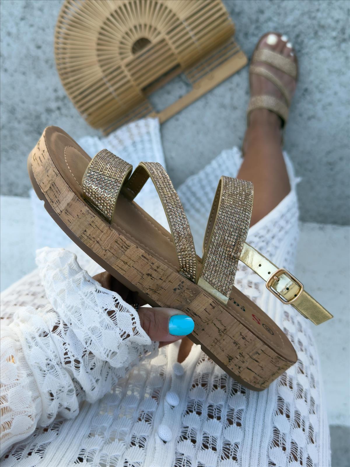efashion s.r.o. - DOB;Accesoires;Schuhe;Young Fashion - Medvedov