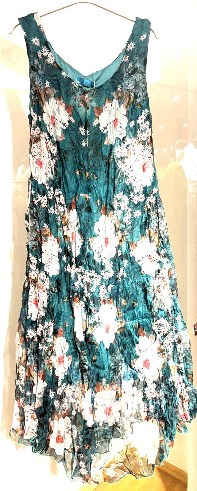 LB new fashion GmbH & Co KG - DOB, Accessoires, Young Fashion, Big Sizes - Eschborn