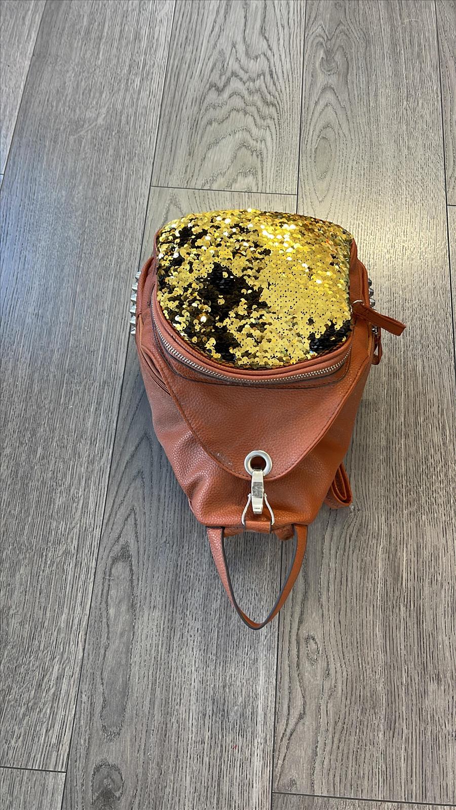 König Taschen Großhandel - Taschen, Abendtaschen, Schuhe