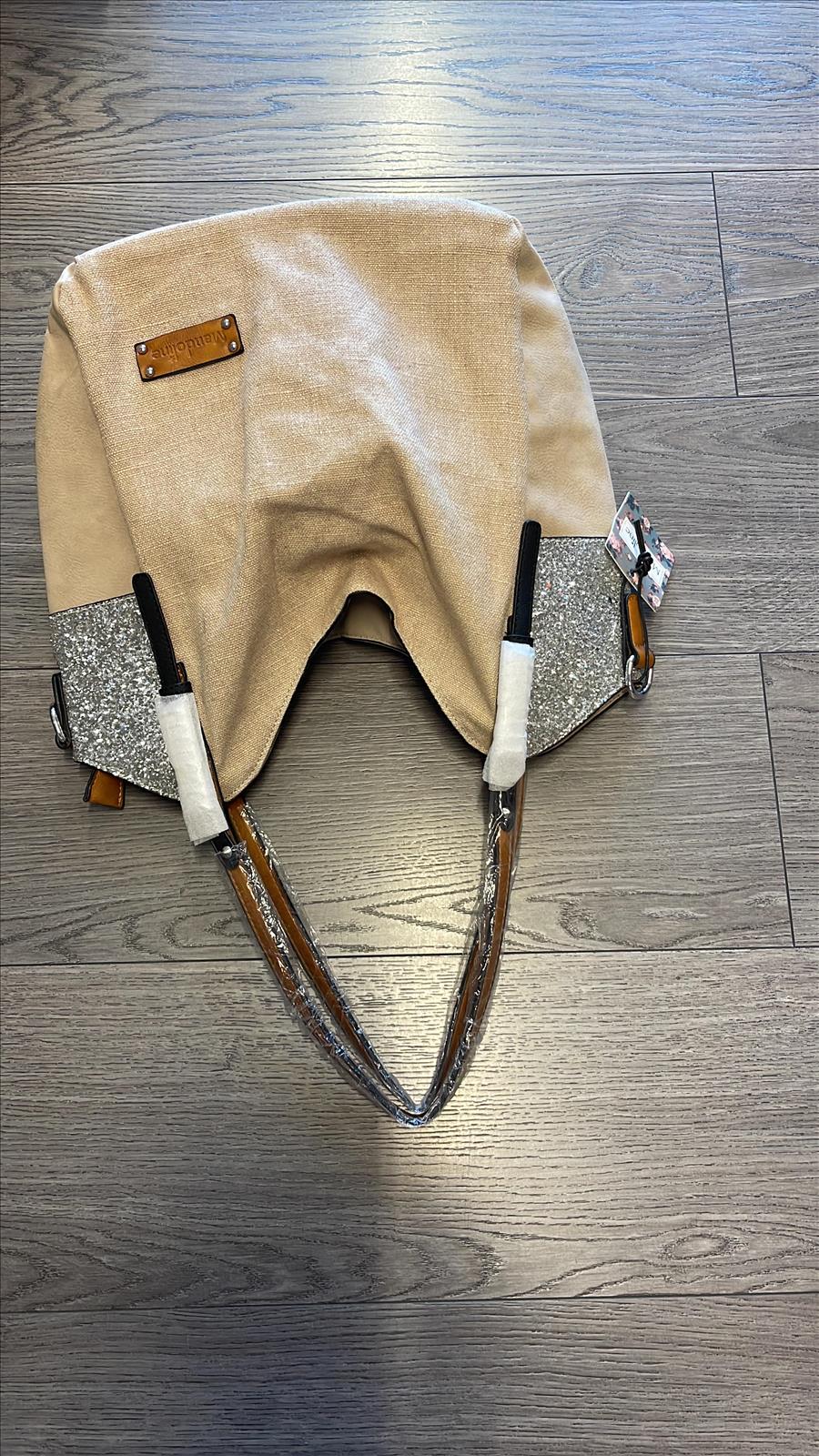 König Taschen Großhandel - Taschen, Abendtaschen, Schuhe