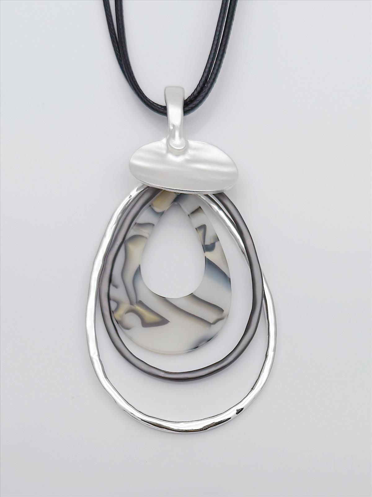 Chic Mode - Edelstahl Modeschmuck Accessoires & More