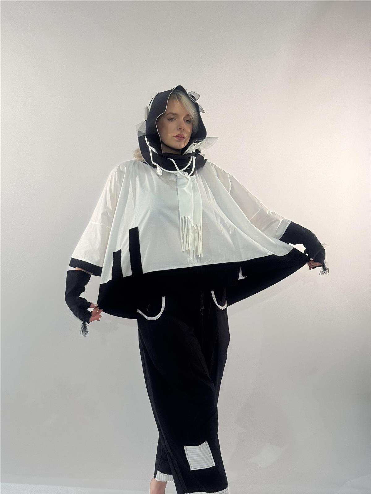 Chalona GmbH - DOB, Accessoires, Große Größen - Jacken, Kleider, Hosen, Blusen, Mäntel, Tuniken, Röcke, Pullover