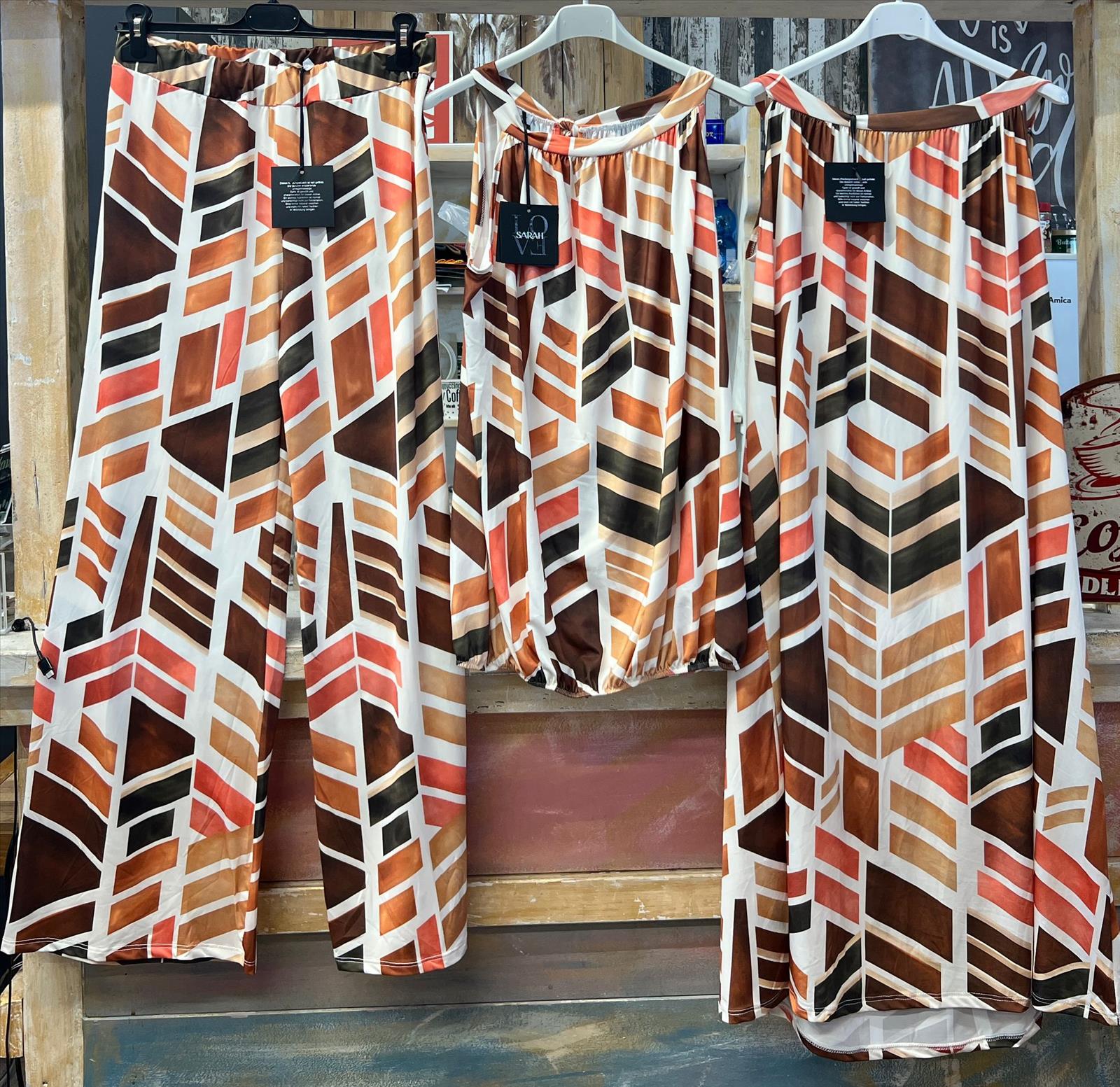 Element of Joy - Damenbekleidung und Accessoires - Wiesbaden